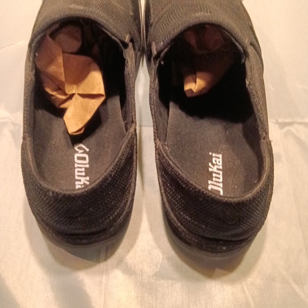 Shoes - Picture 6 of 9